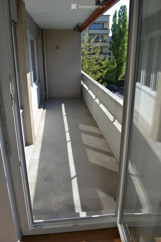 Sonnig, ruhig und zentral. 2,5-Zimmer Wohnung