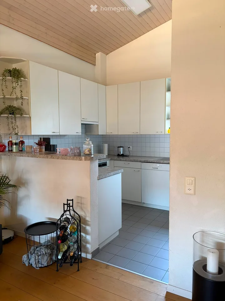 Appartamento mansardato di 4,5 locali a Geuensee