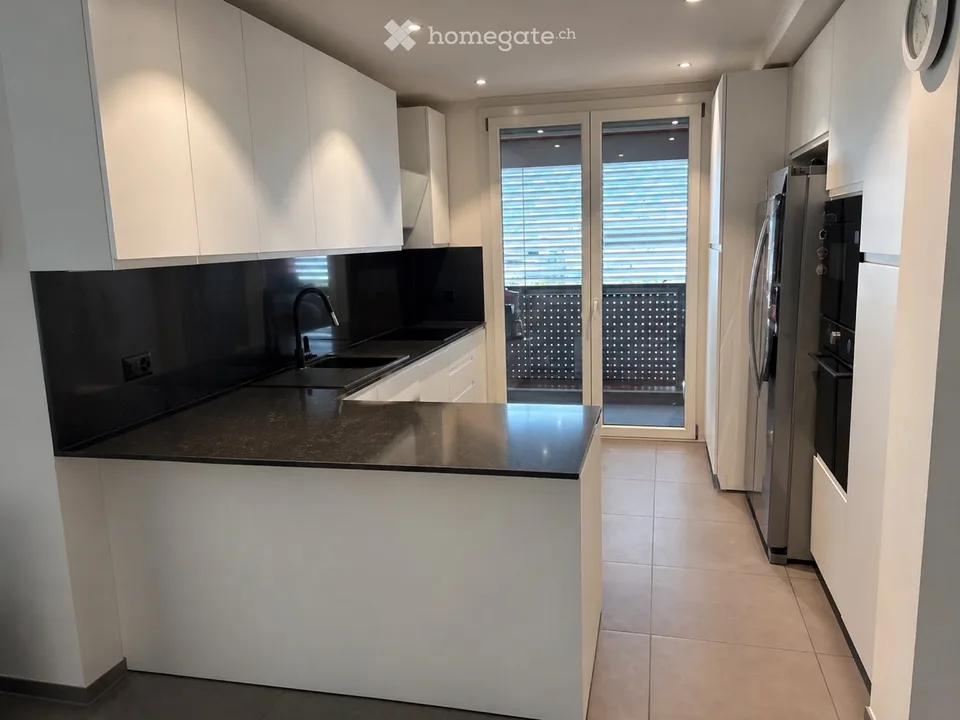 Appartement moderne de 4.5 pièces à Giubiasco avec jardin