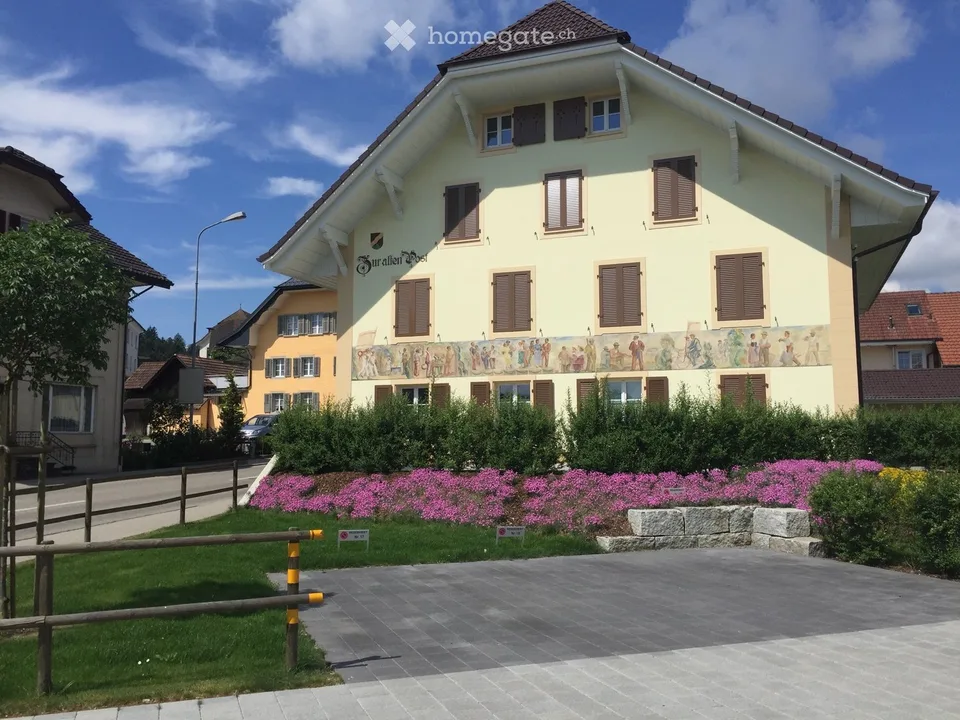 Exklusive 3.5 Zimmerwohnung in der Alten Post - auch geigent für Kleingewerbe (Studio).