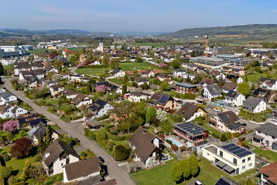 Ein Zuhause für Generationen - Architektenhaus mit über 1'200 m² Traum