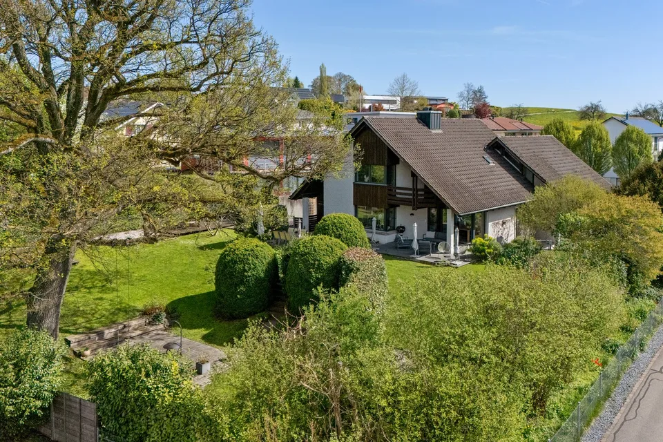 Ein Zuhause für Generationen - Architektenhaus mit über 1'200 m² Traum