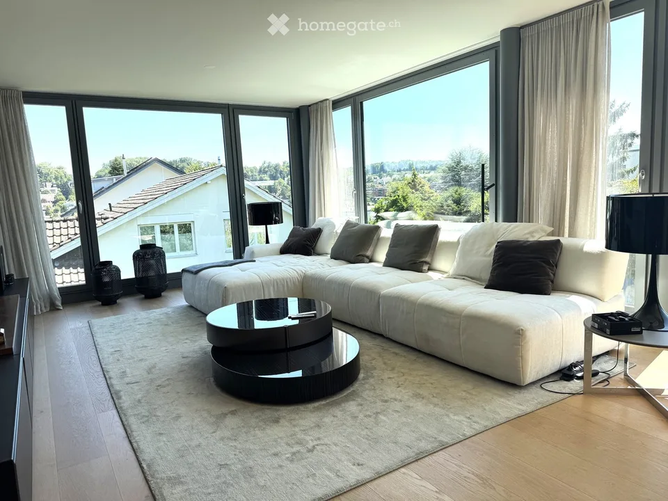 Exklusive 4.5-Zimmer-Wohnung mit hochwertigem Ausbaustandard