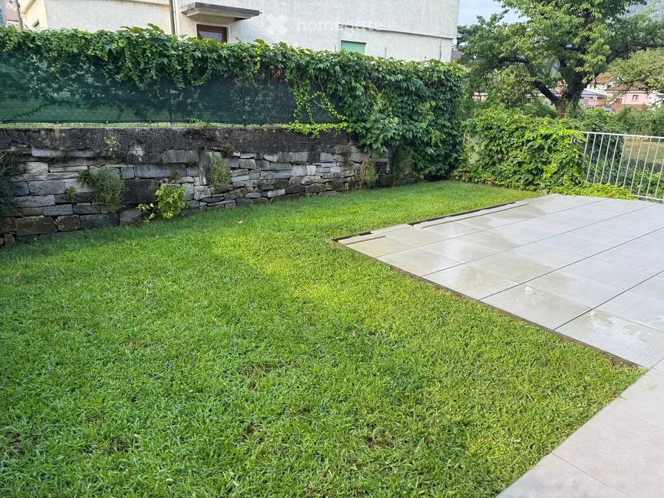 Arbedo appartement 3.5 pièces au RDC avec terrasse et jardin