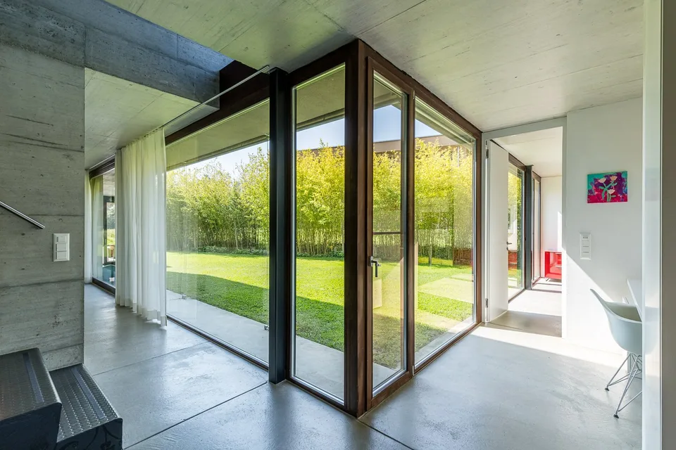 Exklusives Zuhause mit Pool an zentraler Lage.