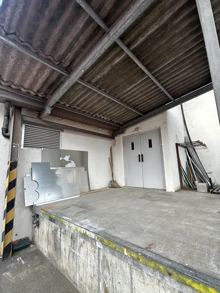 330 m² Lagerfläche im 1. OG an zentraler Lage in Rothrist