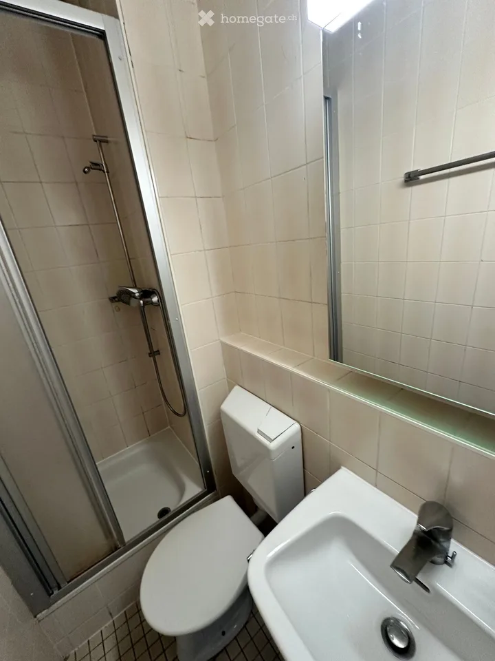 Schönes möbliertes Studentenzimmer