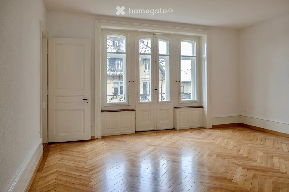 Ampio alloggio in un edificio eccezionale a Friburgo