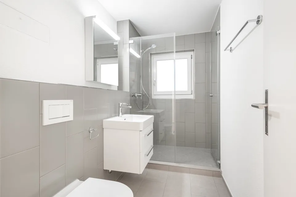 Moderne Wohnung mit Südbalkon