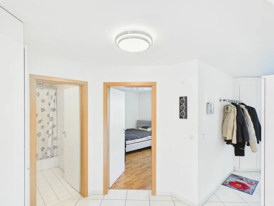 Traumhaftes Doppeleinfamilienhaus in Familienquartier – Foto 7 von 23