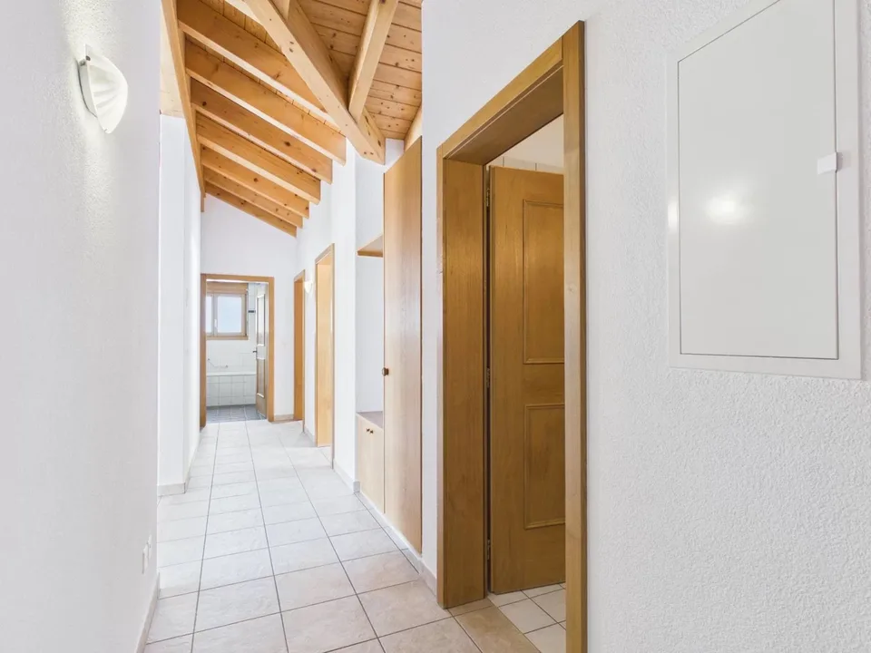 Exklusive Dachwohnung an ruhiger Lage in Brig-Glis