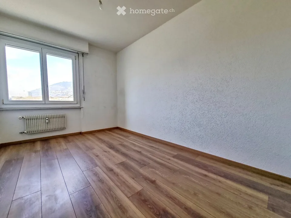 Apartment 3.5 rooms renovated with balcony in Sierre