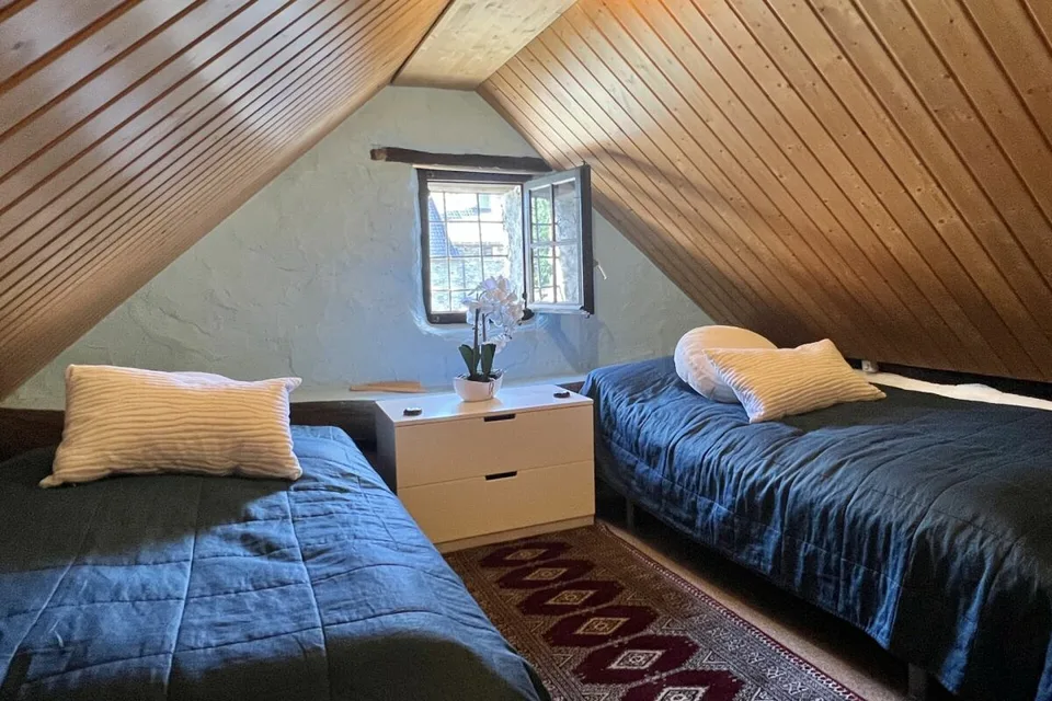 Charmant ensemble rustique dans un bel emplacement ensoleillé – photo 13 sur 30