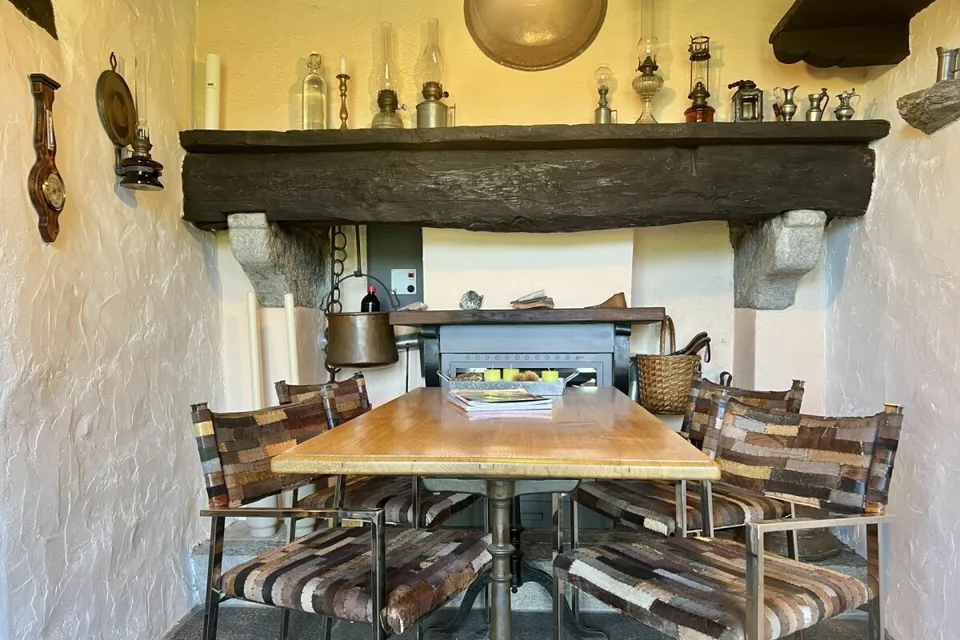 Charmant ensemble rustique dans un bel emplacement ensoleillé – photo 8 sur 30
