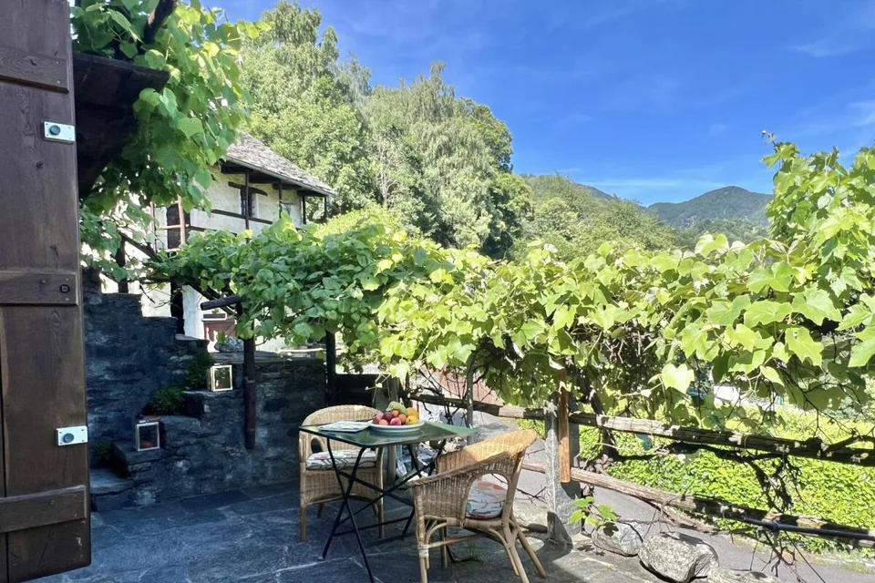 Charmant ensemble rustique dans un bel emplacement ensoleillé – photo 16 sur 30