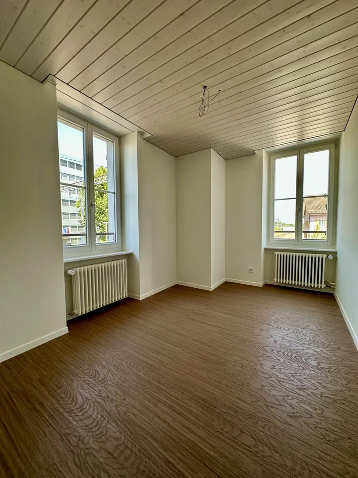 Appartement 5 pièces, première occupation après rénovation
