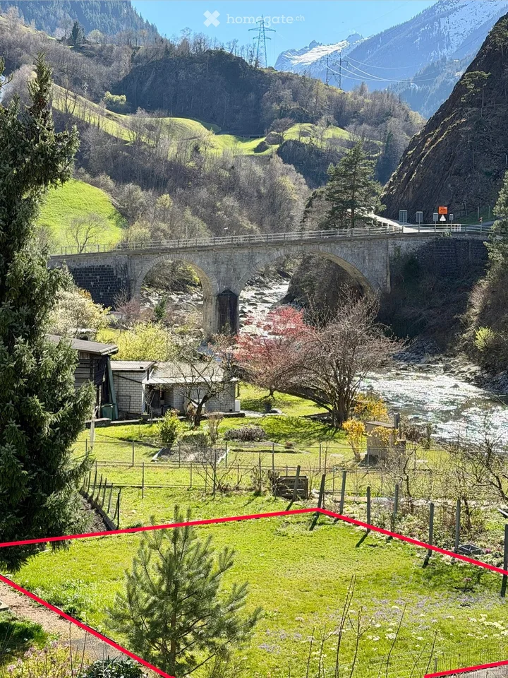 Charmante 4-Zimmer-Wohnung mit Bergpanorama in Amsteg