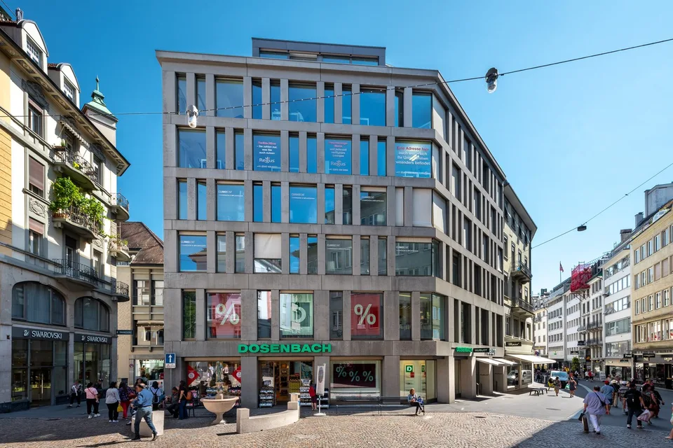 Modernes Plug & Work Büro mit Weitblick im Herzen von Luzern