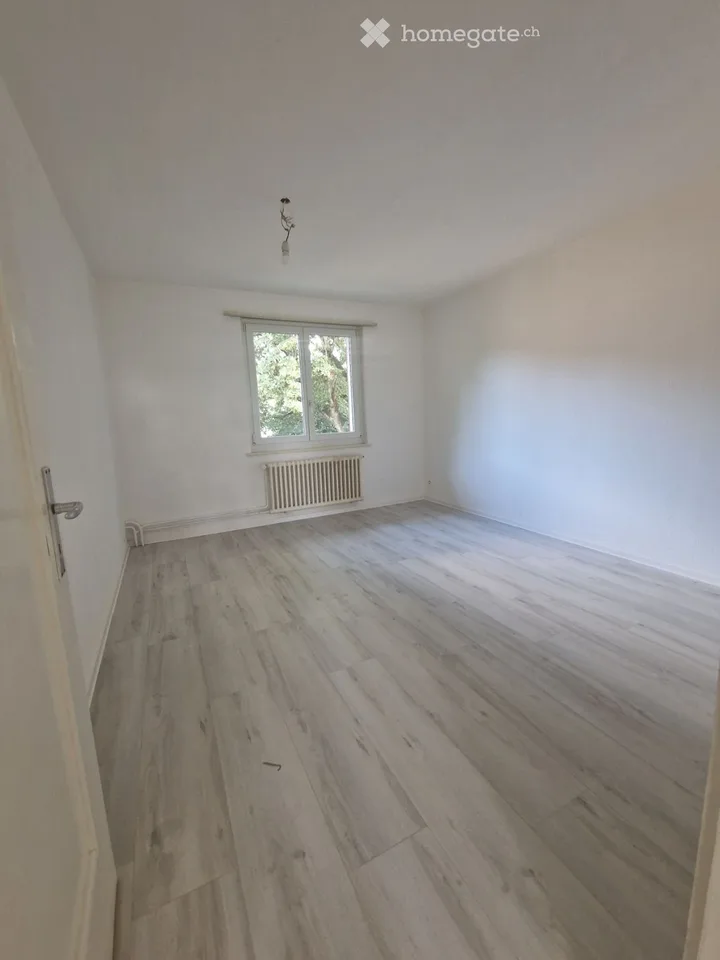 3-Zimmerwohnung, 2. Stock, mit Balkon, in Herzogenbuchsee