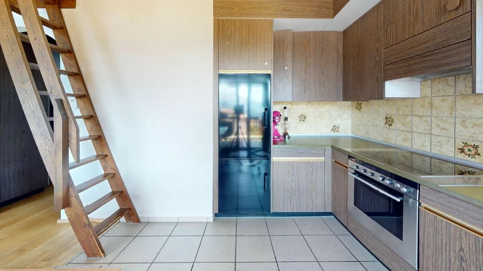 3 Room Attic Apartment