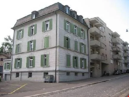Studio arredato in una posizione tranquilla, vicino all'università/ETH