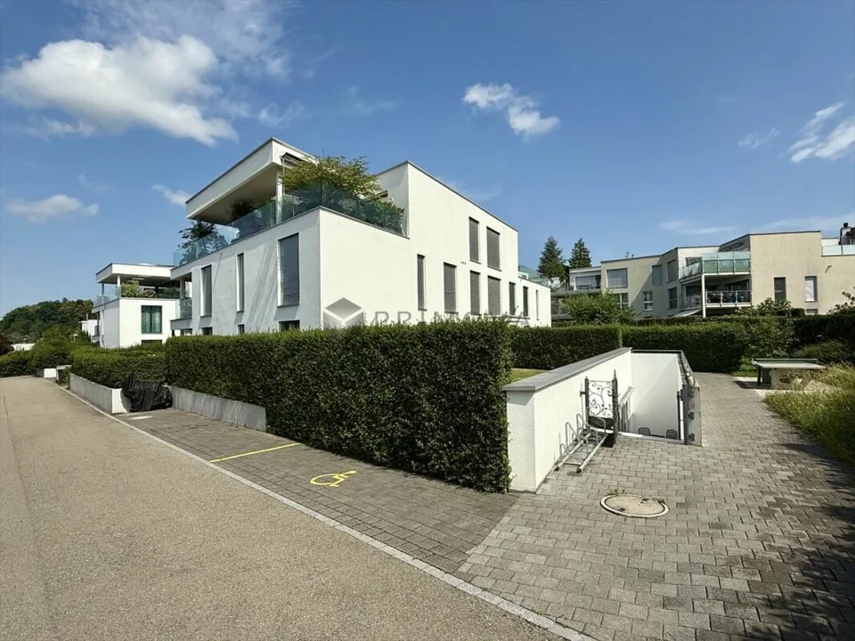 Espace moderne à couper le souffle à Kloten - Parfait pour votre vision – photo 12 sur 12
