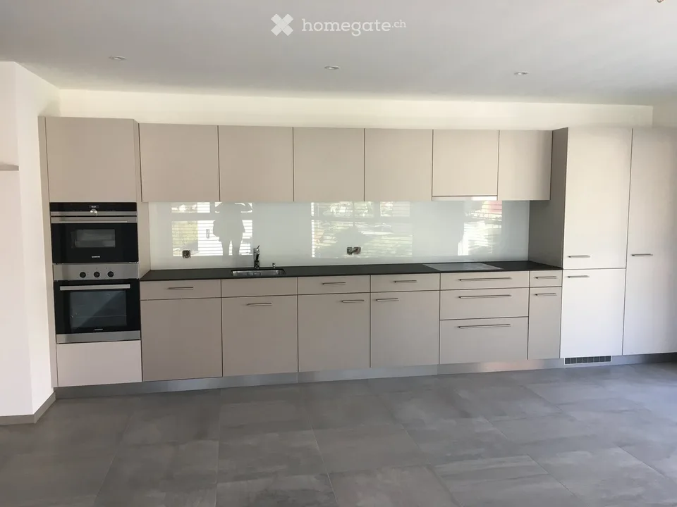 Moderne 3.5-Zimmer-Wohnung mit Balkon in Ueken – ab November 2026 verfügbar