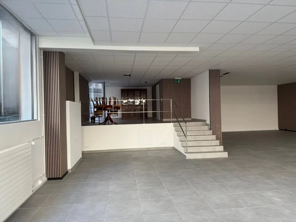 Commercial arcade, company or name sales
