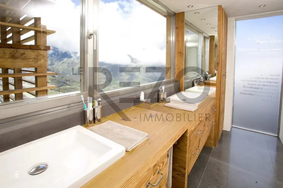 Magnificent architect's chalet in St-Martin