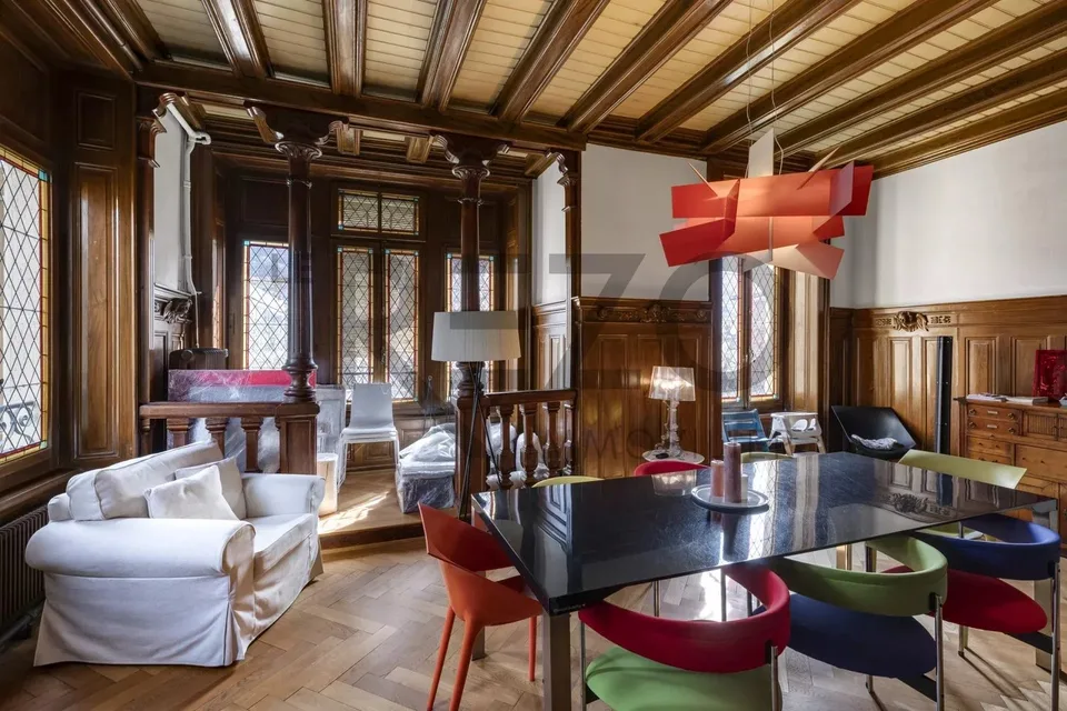 Splendido edificio del XIX secolo situato nel cuore di Sion – foto 13 di 13