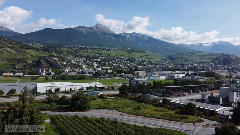 Terreni ideale situati vicino all'autostrada a Sion