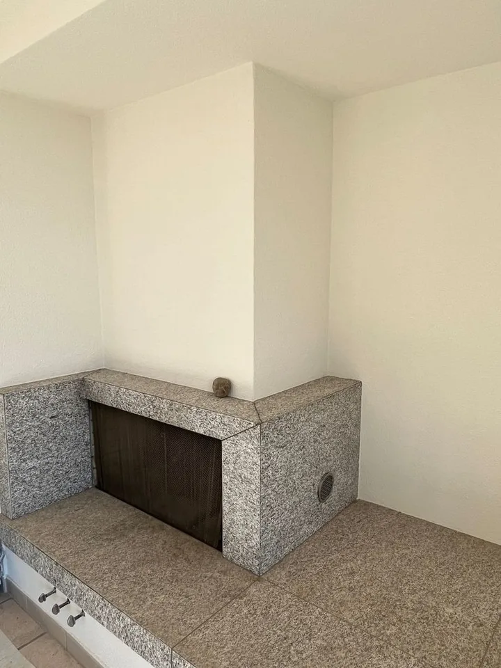 Esclusiva Villa con vista lago posteggi e vari confort. – Foto 13 von 19