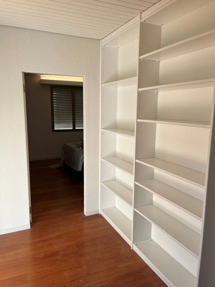 Esclusiva Villa con vista lago posteggi e vari confort. – Foto 14 von 19