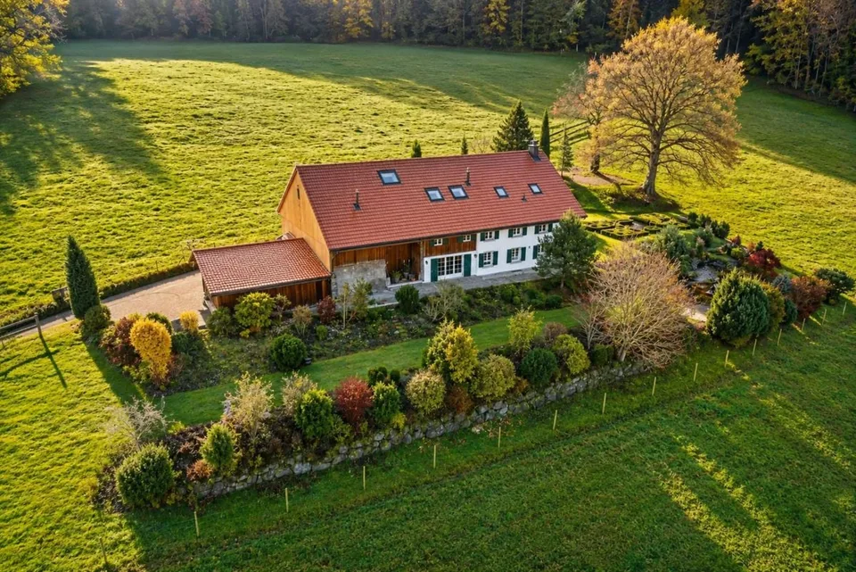 Exceptional Country Property