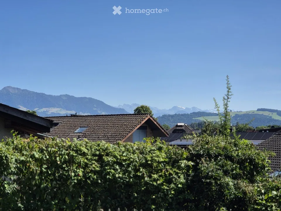 Maison unifamiliale de 6,5 pièces dans un excellent emplacement à Hünenberg ZG – terrain de 820 m²