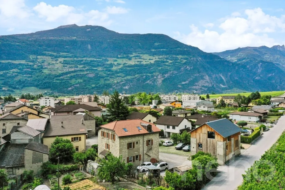 Immeuble de rendement à fort potentiel rendement brut projeté de 5 %