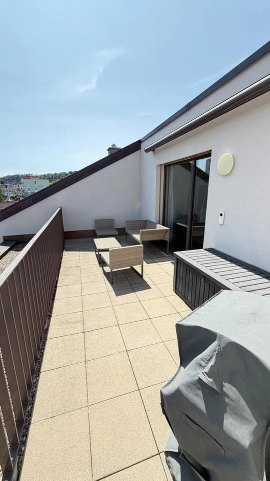 Appartamento mansardato moderno 2.5 locali a Oerlikon