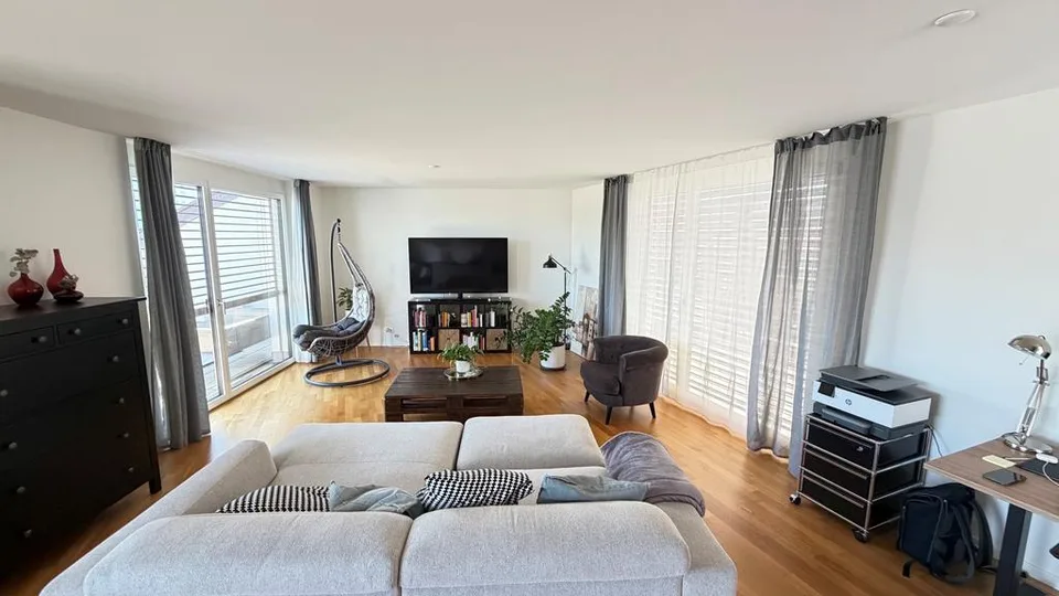 Appartamento mansardato moderno 2.5 locali a Oerlikon