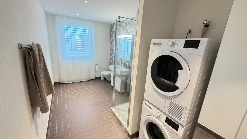 Appartamento mansardato moderno 2.5 locali a Oerlikon