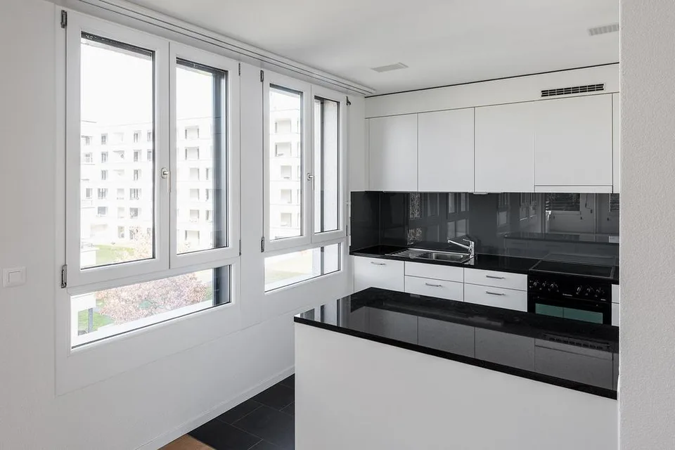 La tua nuova casa ad Adliswil - appartamento moderno con loggia