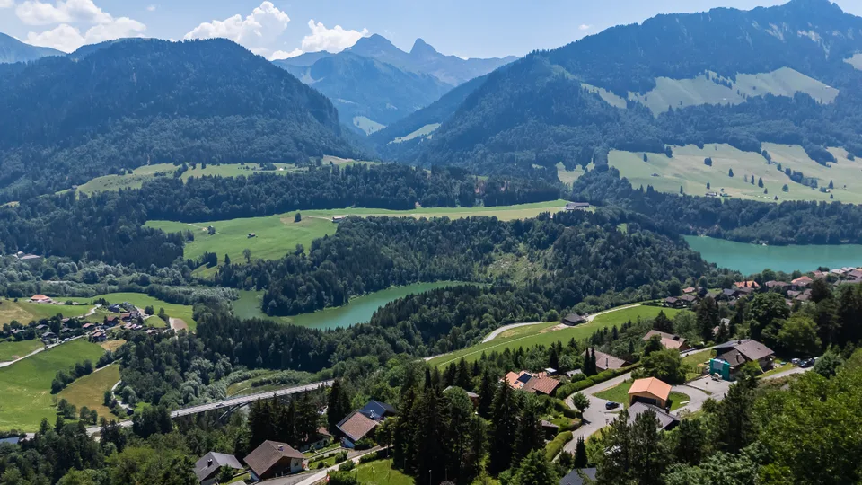 Opportunità esclusiva: chalet nuovo in tronchi con vista libera – foto 7 di 13