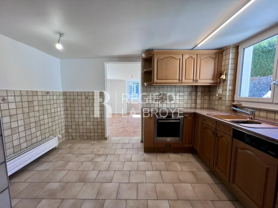 Wohnung 3.5 renoviert in Démoret