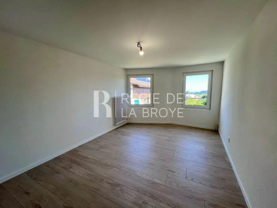 Appartement rénové de 4.5 pièces à Démoret