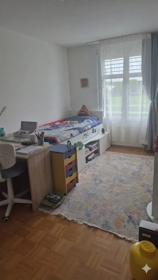 Appartement de 4.5 pièces au rez avec balcon à Nyon