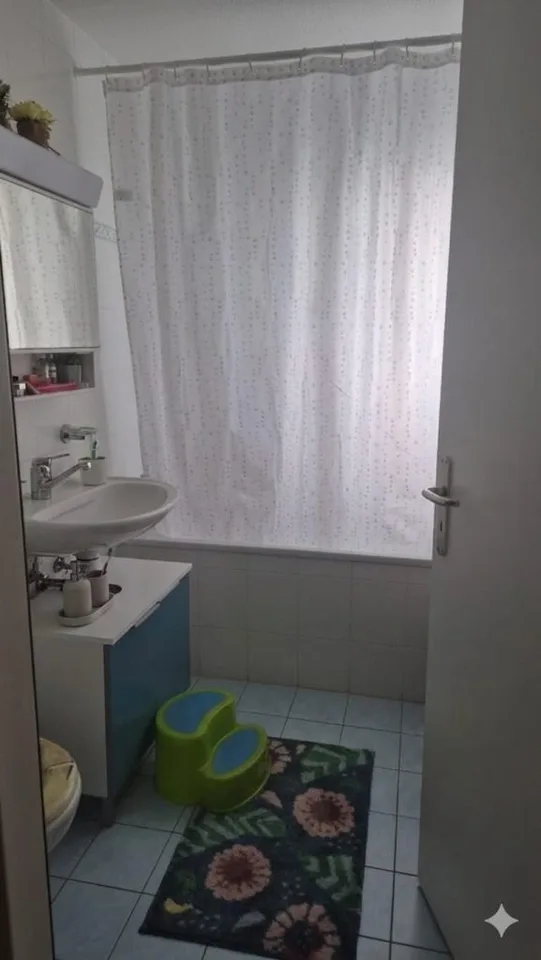 Appartement de 4.5 pièces au rez avec balcon à Nyon