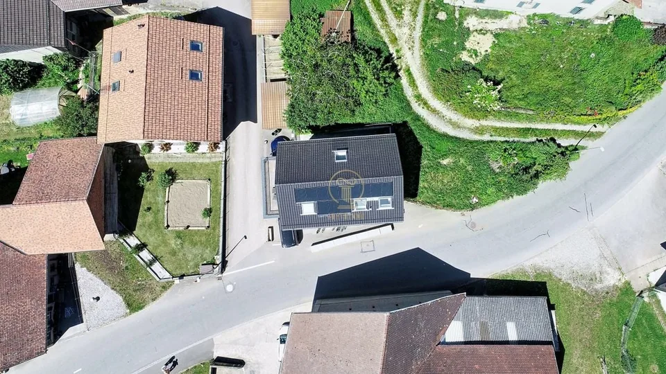 CHAVANNES-SUR-MOUDON - maison lumineuse individuelle récente de 6 pièces sur 3 niveaux