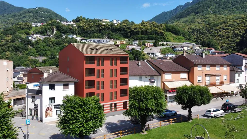 DIRETTAMENTE DAL PROMOTORE - Giubiasco - Piazza Grande