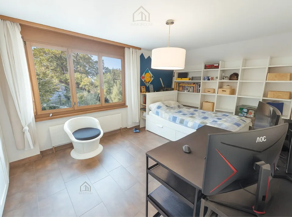 Traumhaftes Wohnen mit Pool, Wellness, Panoramasicht und Wald – Foto 8 von 21