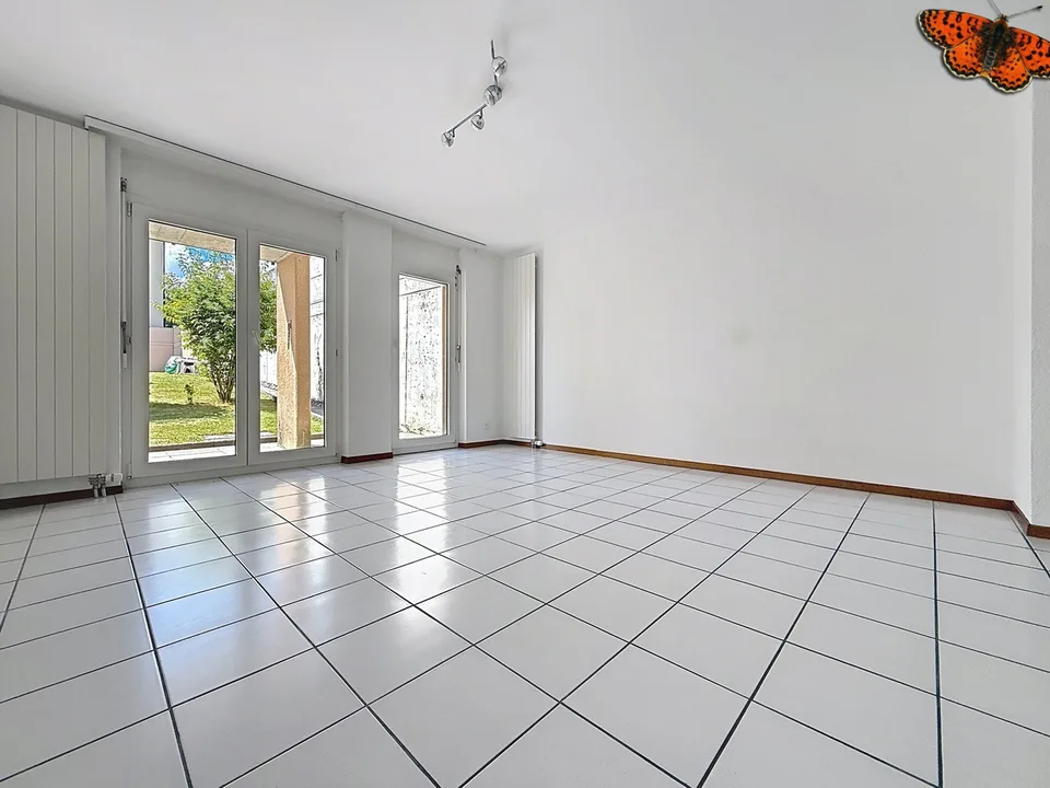 2 PIECES - With a beautiful terrace!