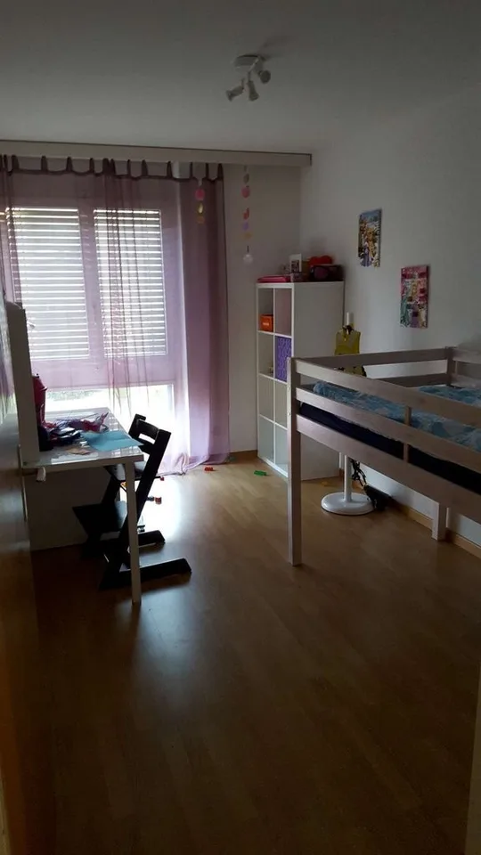 Sauna, Fitnessraum sowie Partyraum zur Mitbenützung!